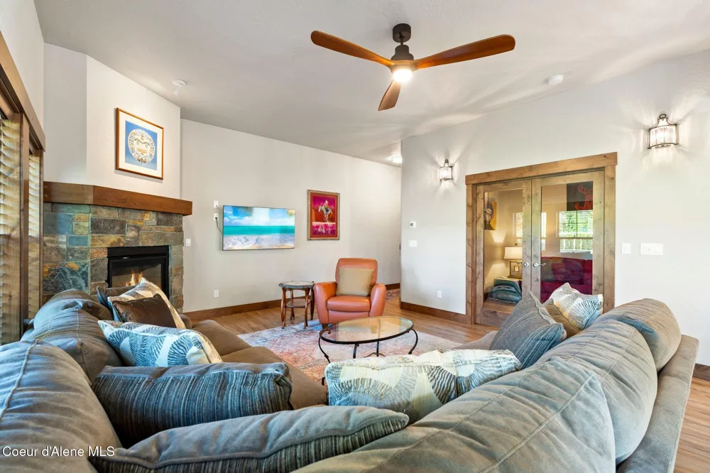 511 Guthrie Pl #502 Dover, ID 83825