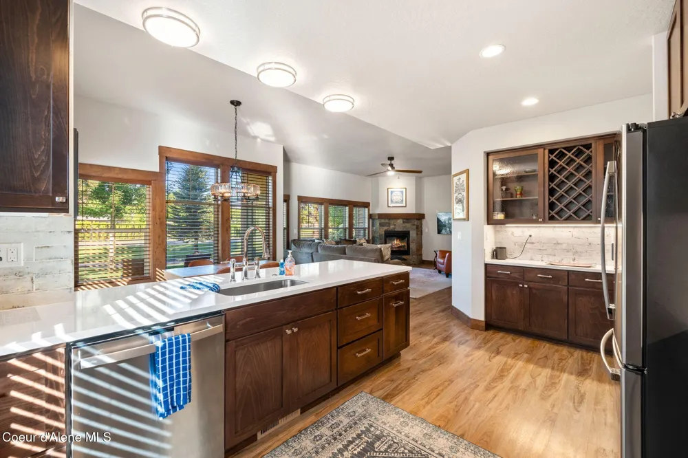 511 Guthrie Pl #502 Dover, ID 83825