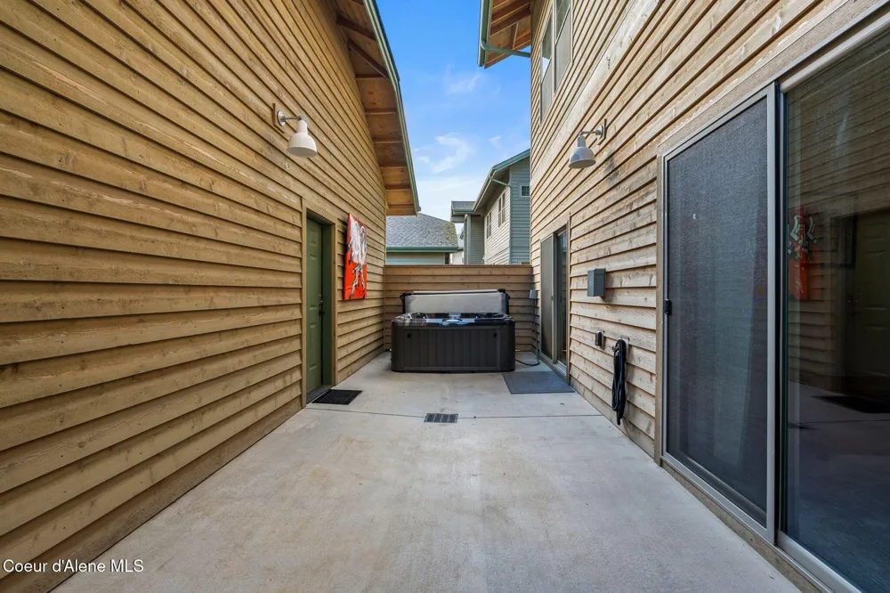 511 Guthrie Pl #502 Dover, ID 83825