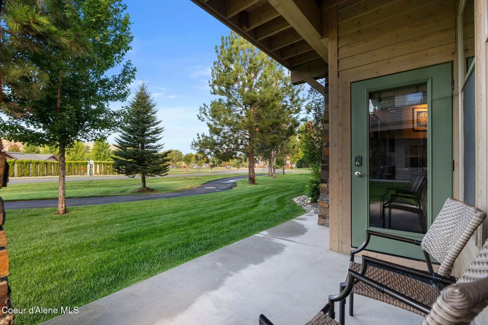 511 Guthrie Pl #502 Dover, ID 83825