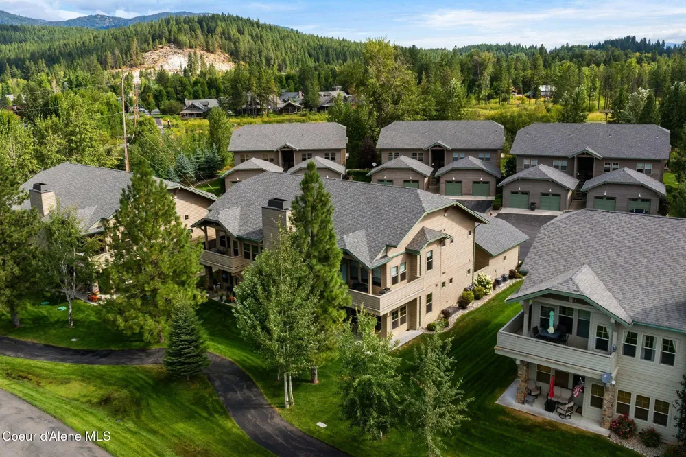 511 Guthrie Pl #502 Dover, ID 83825