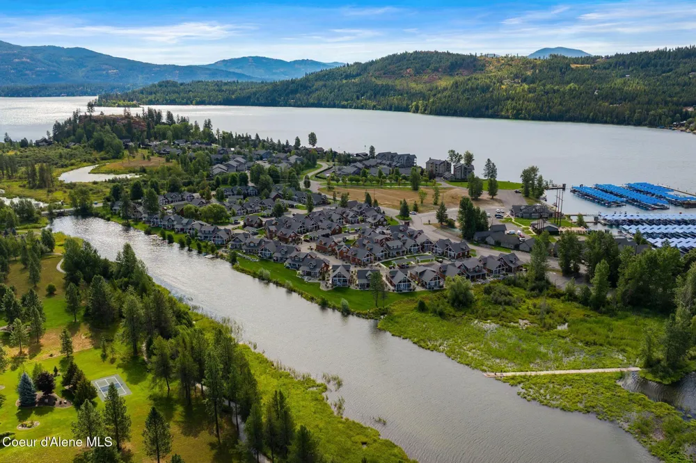 511 Guthrie Pl #502 Dover, ID 83825