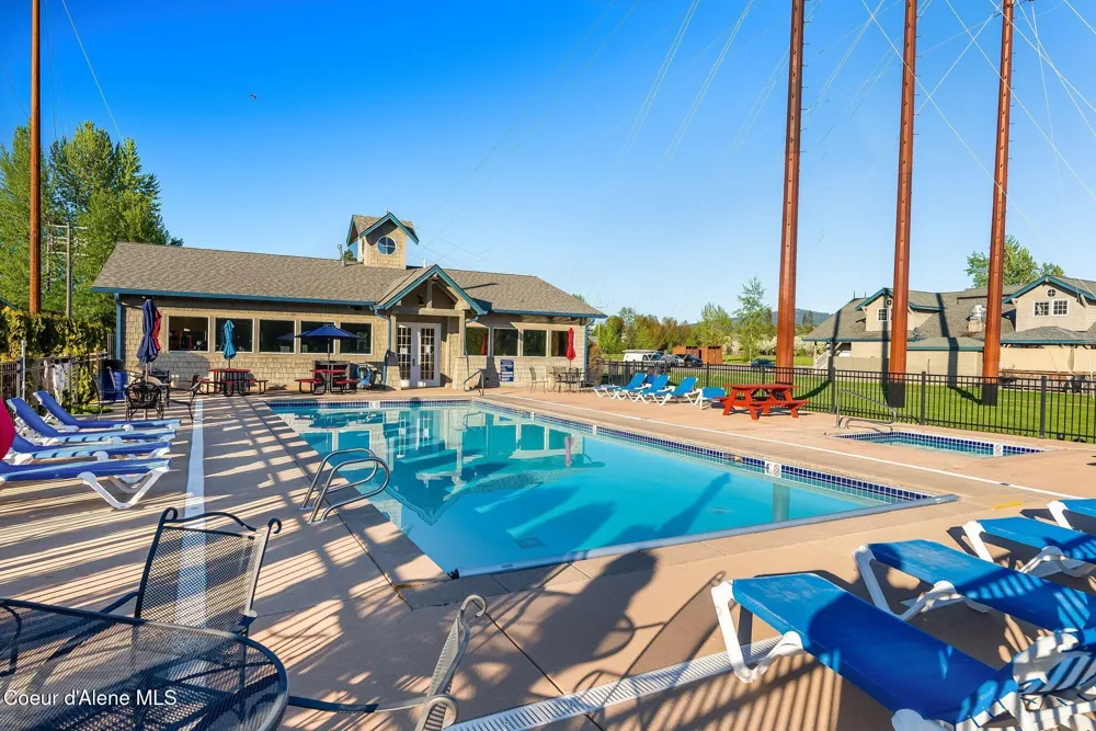 511 Guthrie Pl #502 Dover, ID 83825