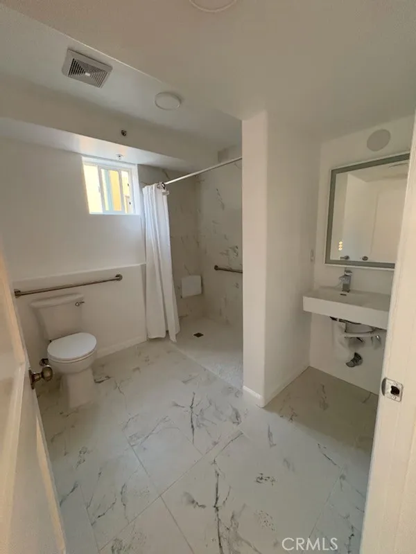 700 Hill Place #102 Los Angeles, CA 90012