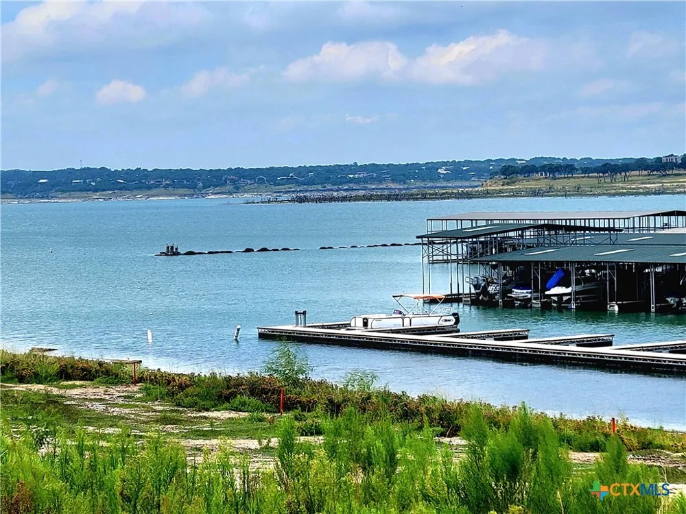 1680 Stallion Springs Drive Fischer, TX 78623
