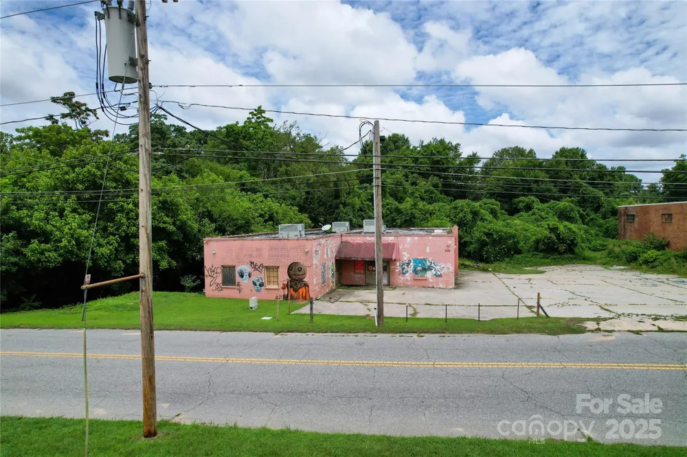 604 W Ward Avenue High Point, NC 27260