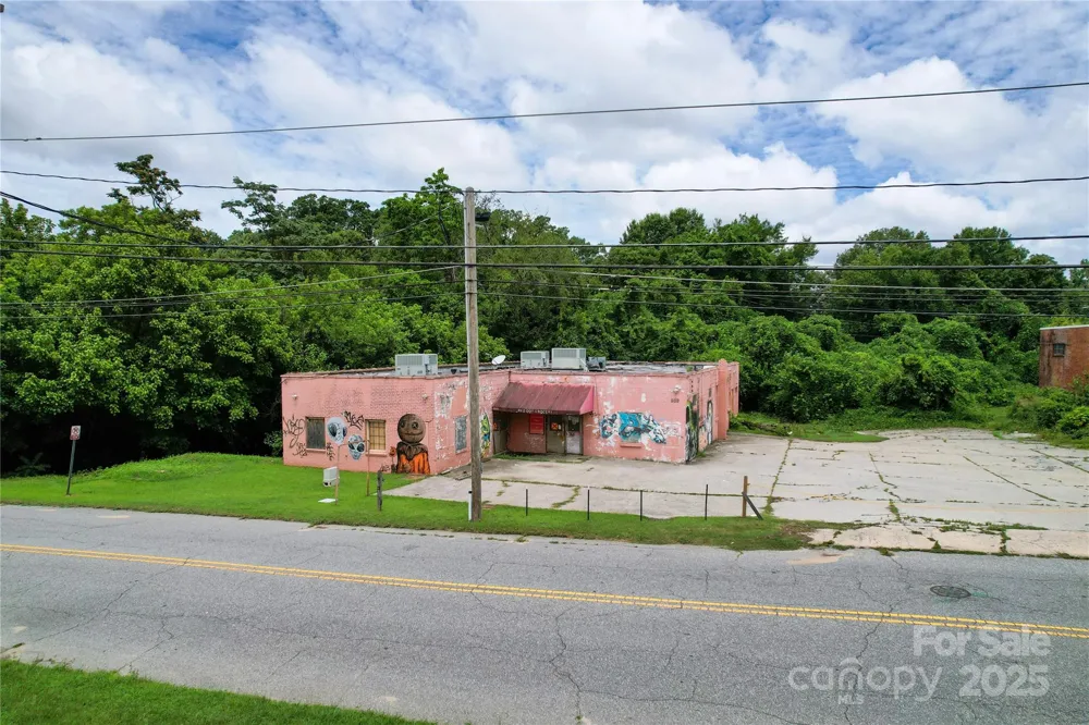 604 W Ward Avenue High Point, NC 27260