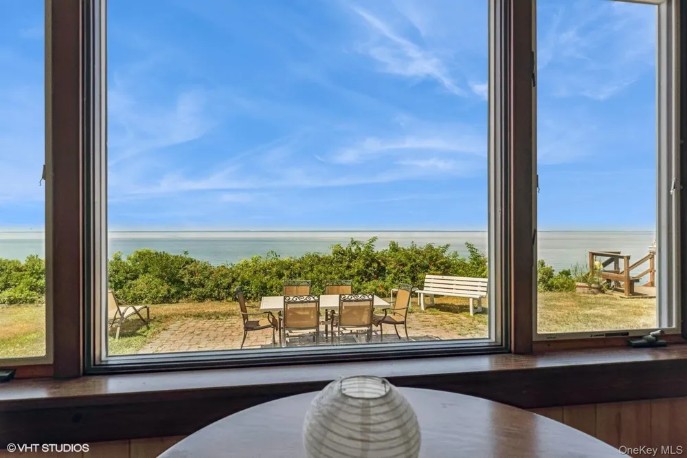 4630 Blue Horizon Bluffs Peconic, NY 11958