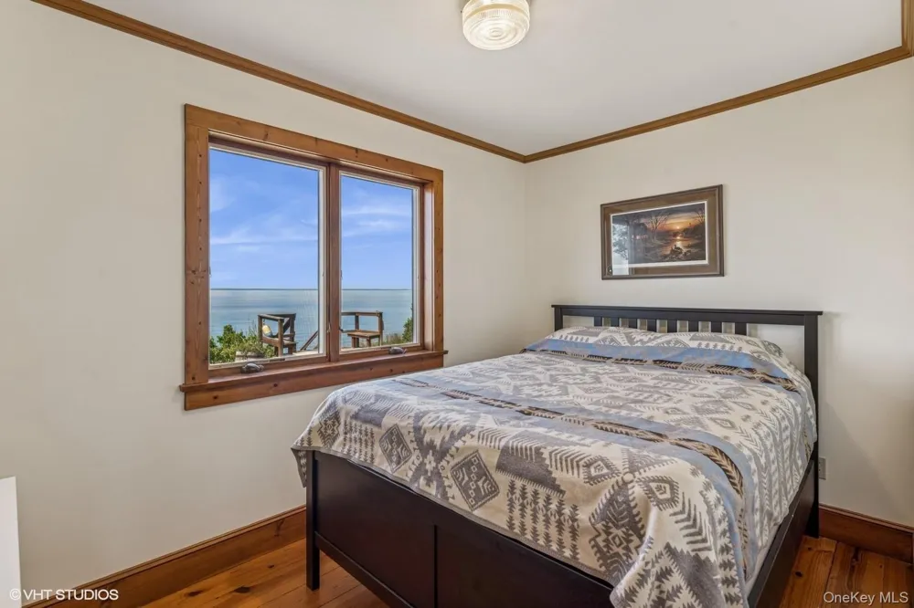 4630 Blue Horizon Bluffs Peconic, NY 11958