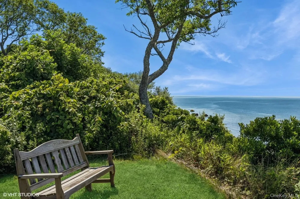 4630 Blue Horizon Bluffs Peconic, NY 11958