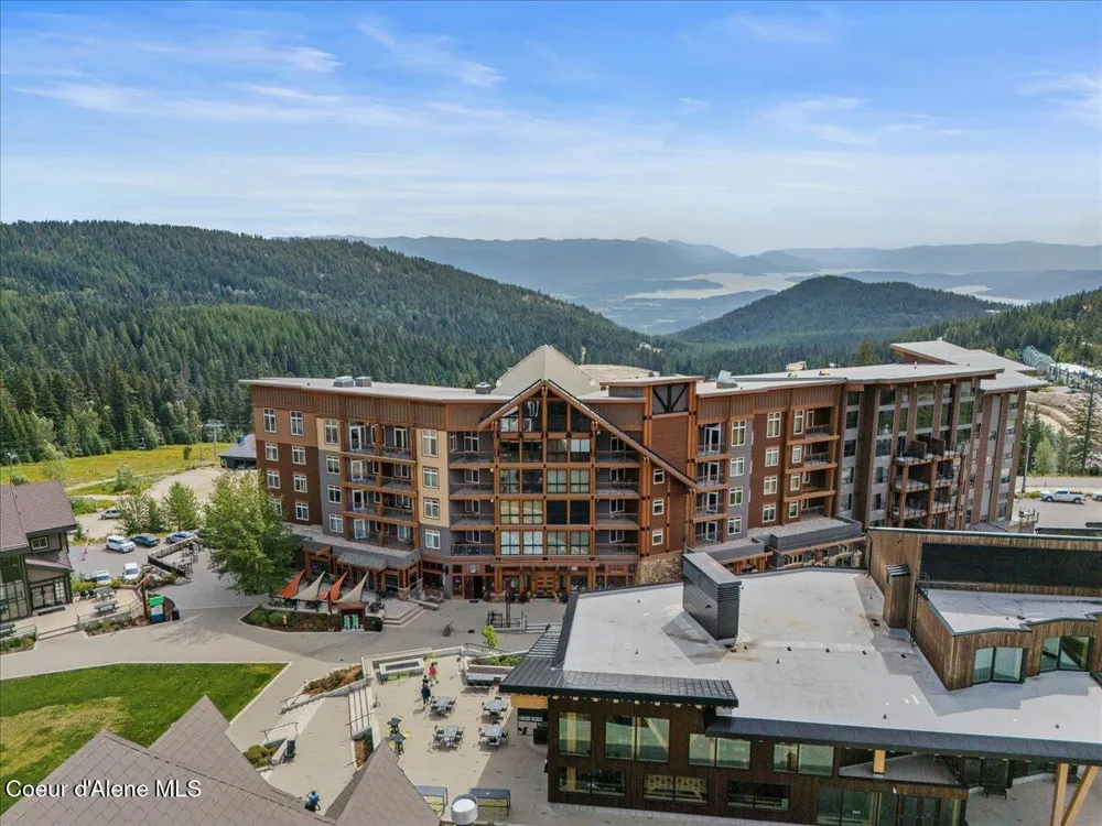 124 Village Lane #118 Sandpoint, ID 83864