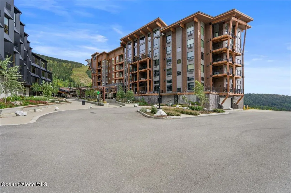 124 Village Lane #118 Sandpoint, ID 83864