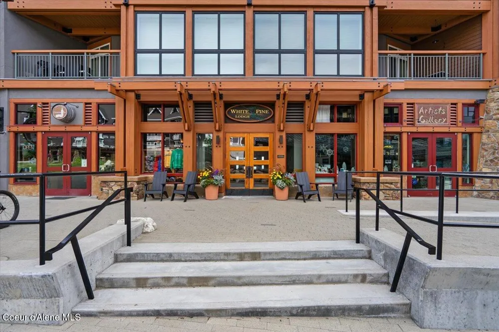 124 Village Lane #118 Sandpoint, ID 83864