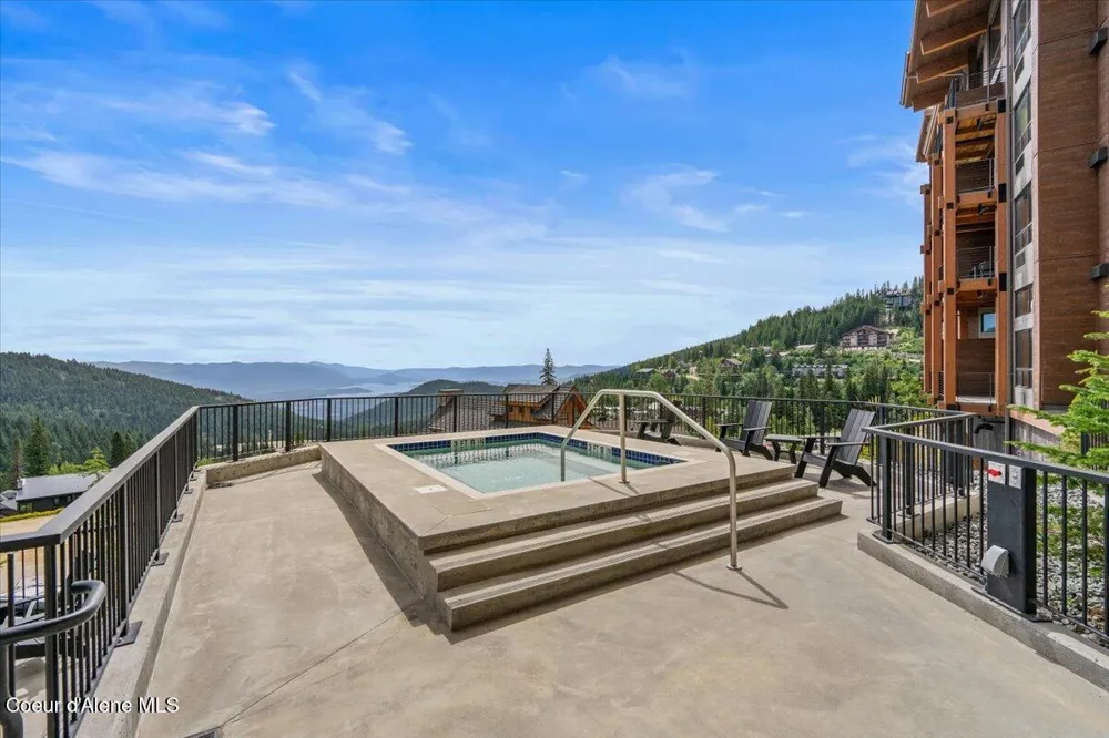 124 Village Lane #118 Sandpoint, ID 83864