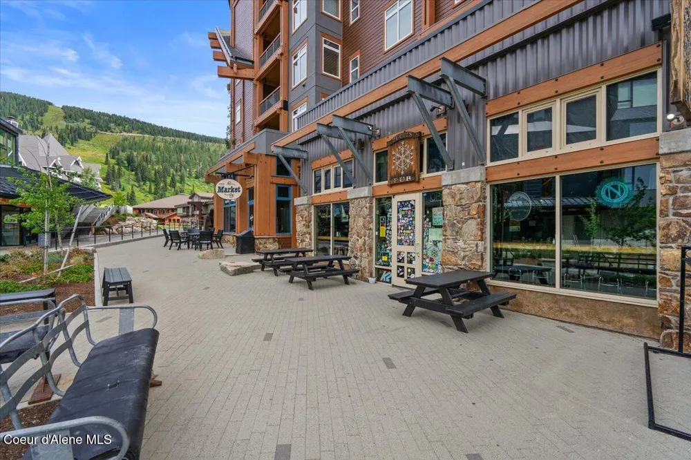 124 Village Lane #118 Sandpoint, ID 83864