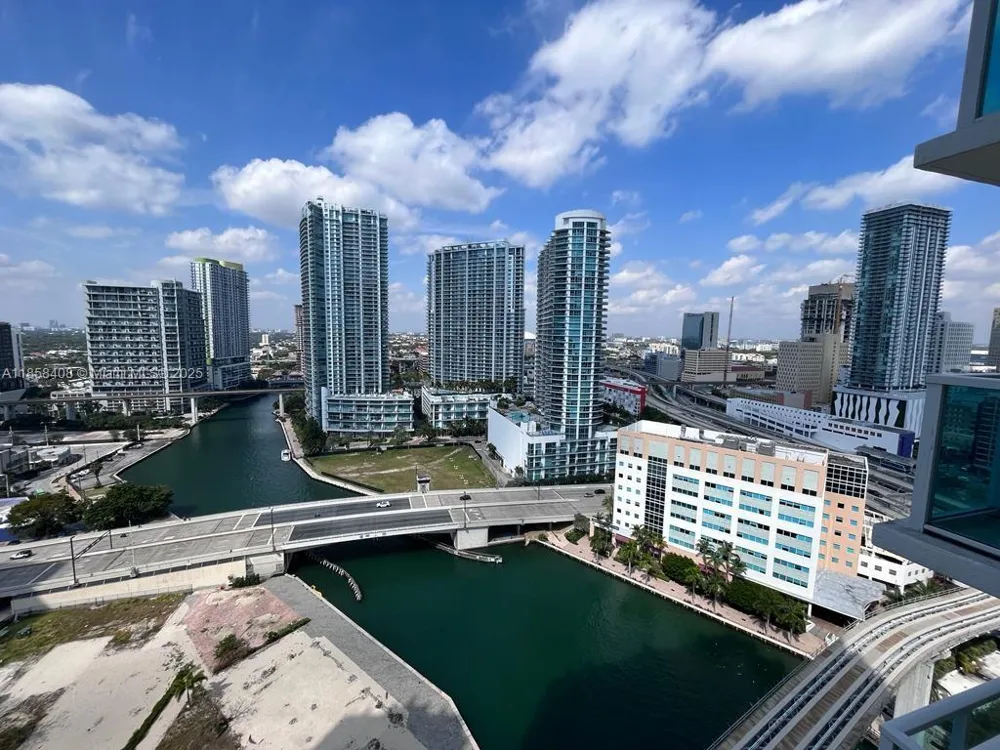 31 SE 5th St #2603 Miami, FL 33131