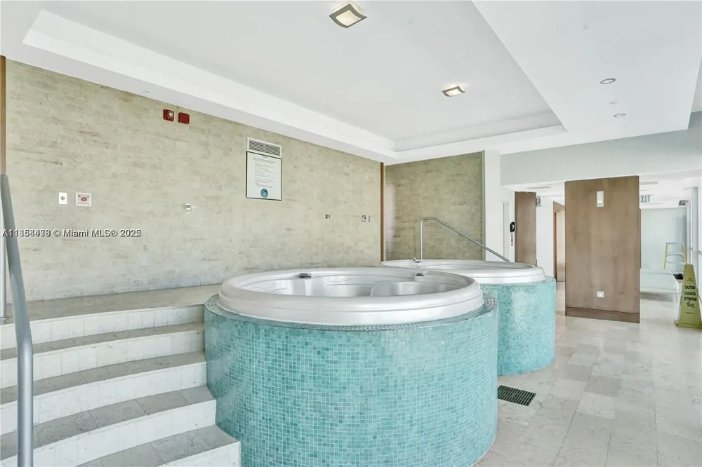 31 SE 5th St #2603 Miami, FL 33131
