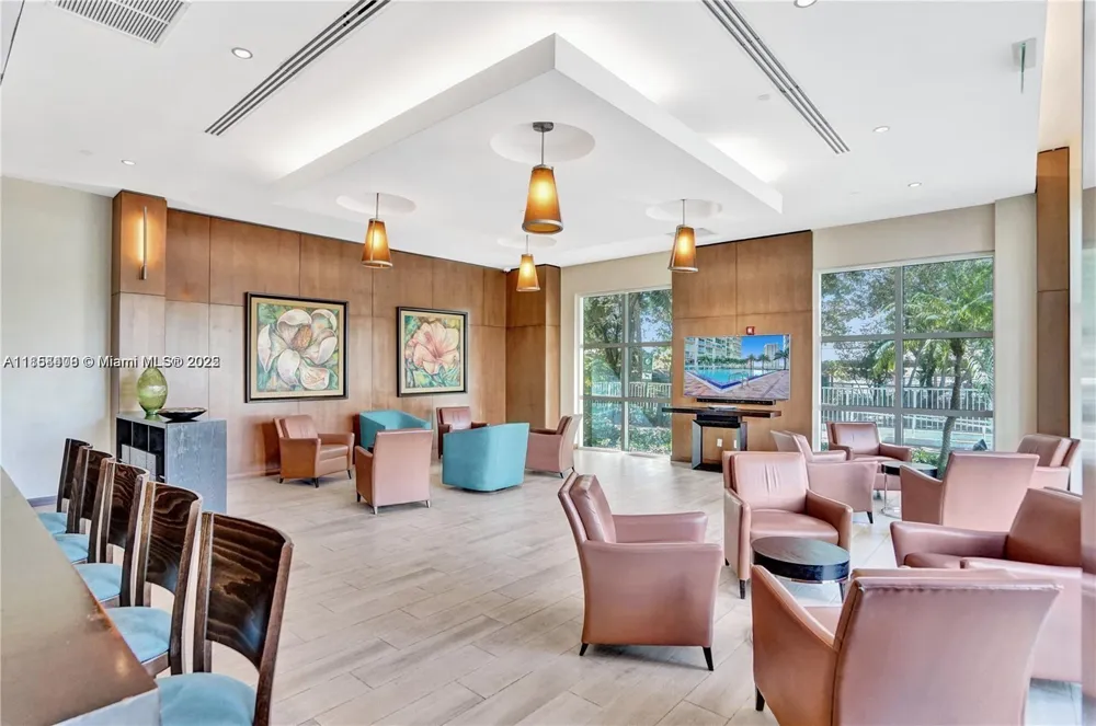 31 SE 5th St #2603 Miami, FL 33131