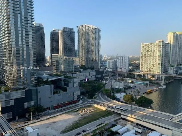 31 SE 5th St #2603 Miami, FL 33131
