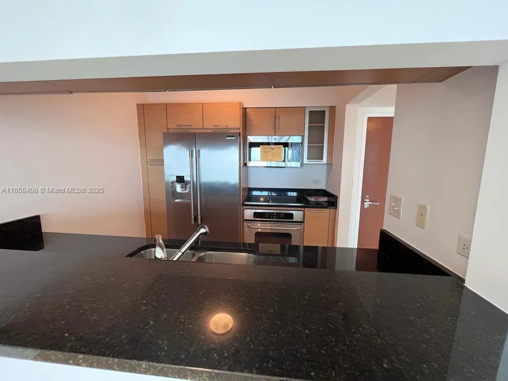 31 SE 5th St #2603 Miami, FL 33131