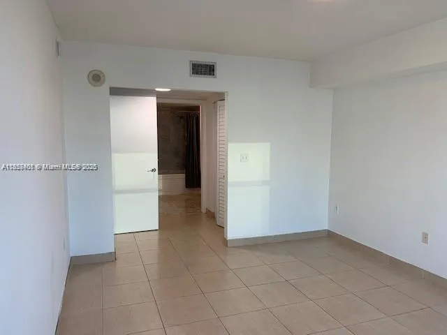 31 SE 5th St #2603 Miami, FL 33131