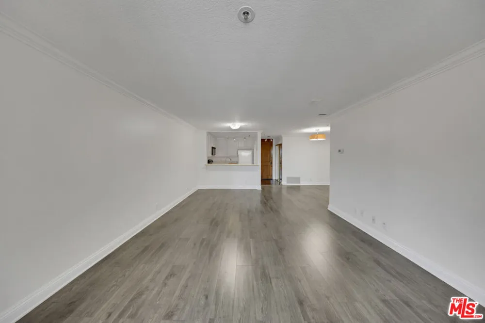 121 S Hope Street #429 Los Angeles, CA 90012