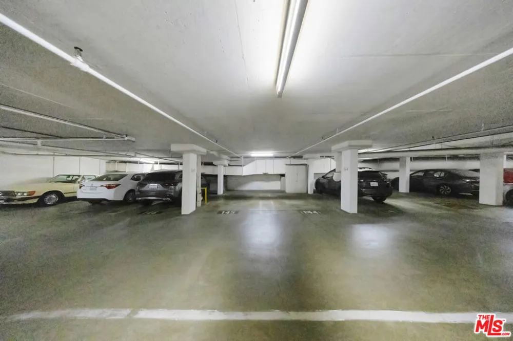 121 S Hope Street #429 Los Angeles, CA 90012