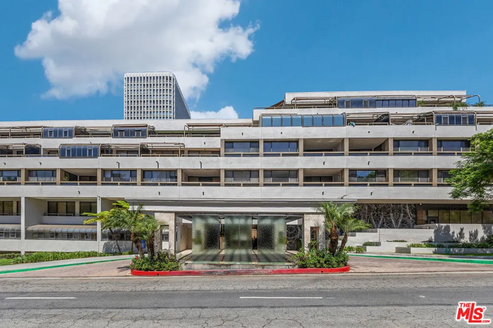 121 S Hope Street #429 Los Angeles, CA 90012