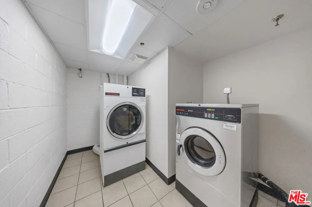 121 S Hope Street #429 Los Angeles, CA 90012