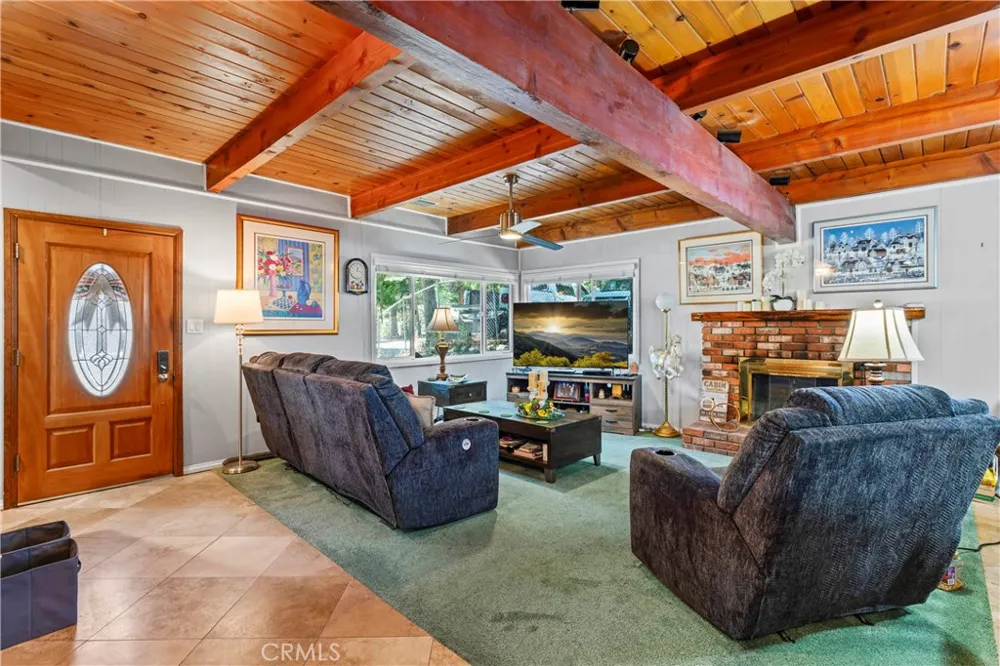 31466 Onacrest Drive Running Springs, CA 92382