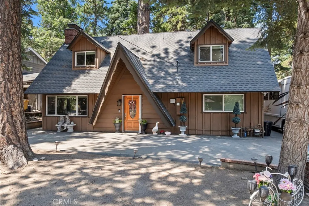 31466 Onacrest Drive Running Springs, CA 92382