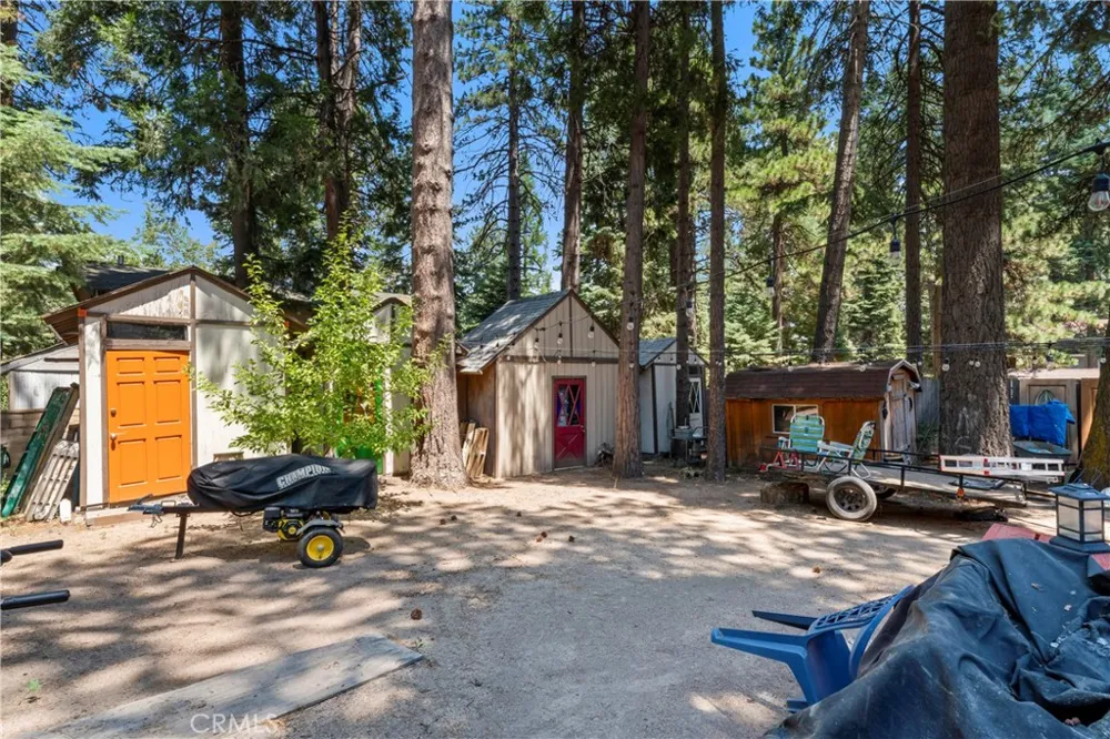 31466 Onacrest Drive Running Springs, CA 92382