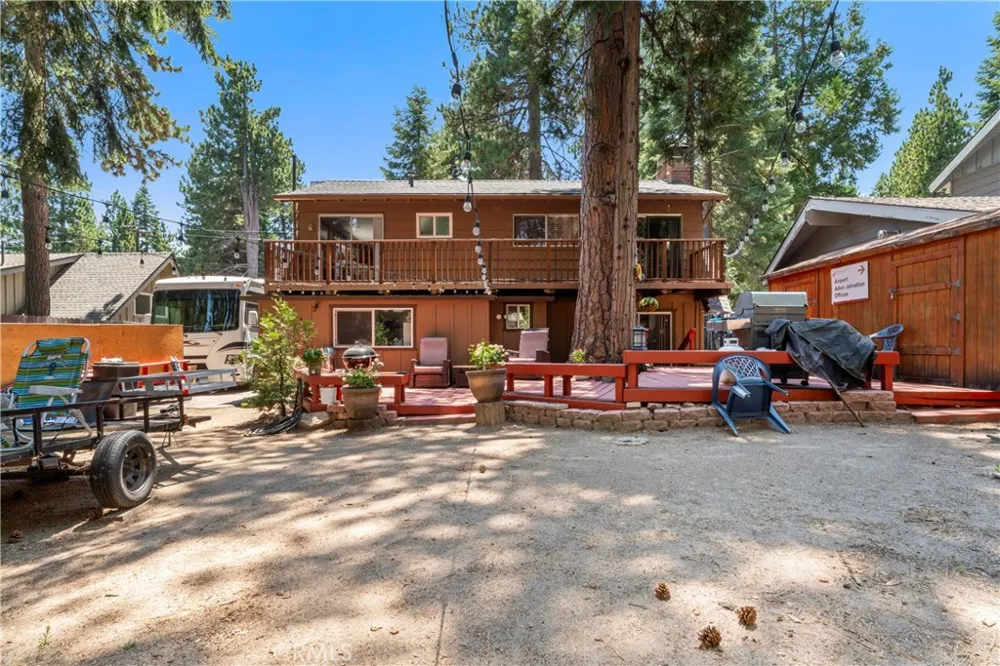 31466 Onacrest Drive Running Springs, CA 92382