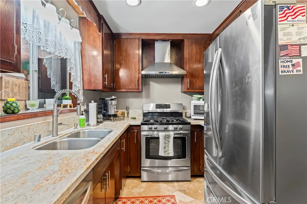 31466 Onacrest Drive Running Springs, CA 92382