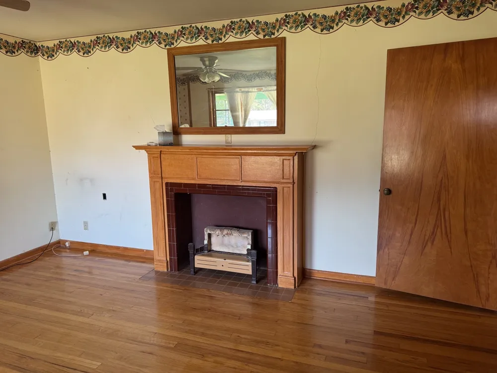 1012 W Custer Street Seymour, TX 76380