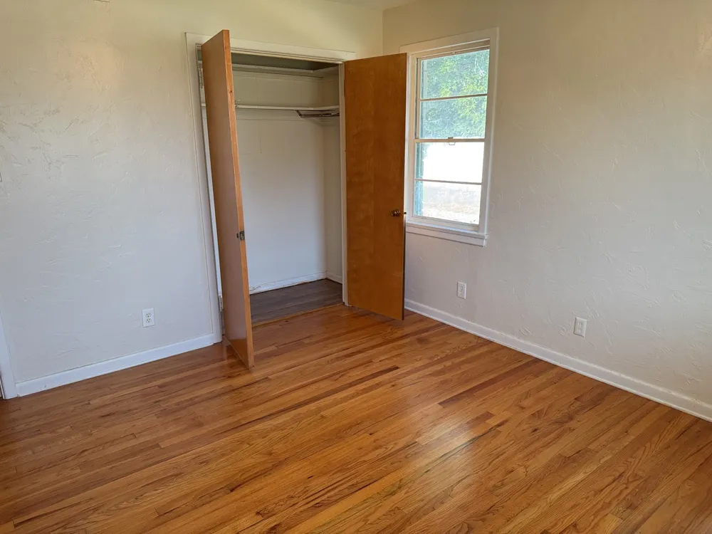 1012 W Custer Street Seymour, TX 76380