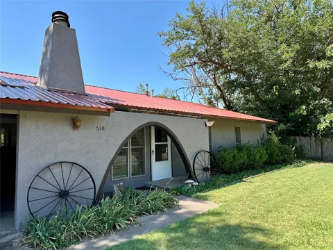 510 E Pecan Street