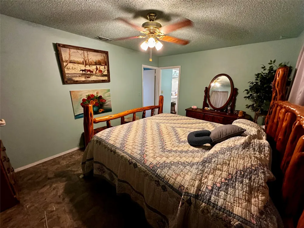 510 E Pecan Street Seymour, TX 76380