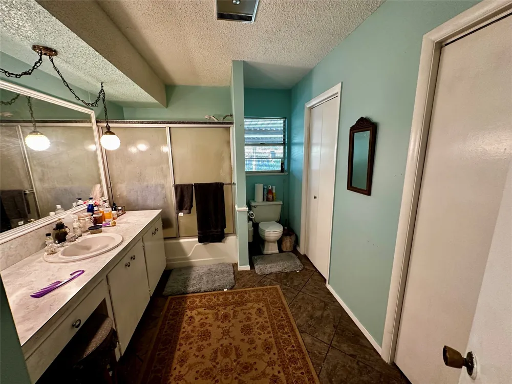 510 E Pecan Street Seymour, TX 76380