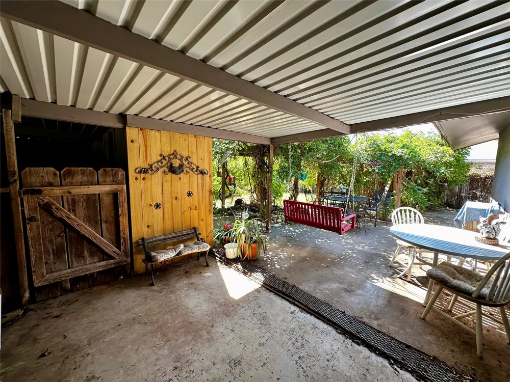 510 E Pecan Street Seymour, TX 76380