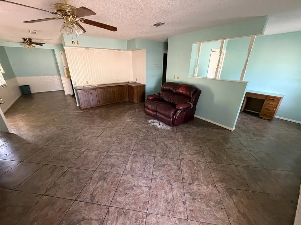 510 E Pecan Street Seymour, TX 76380
