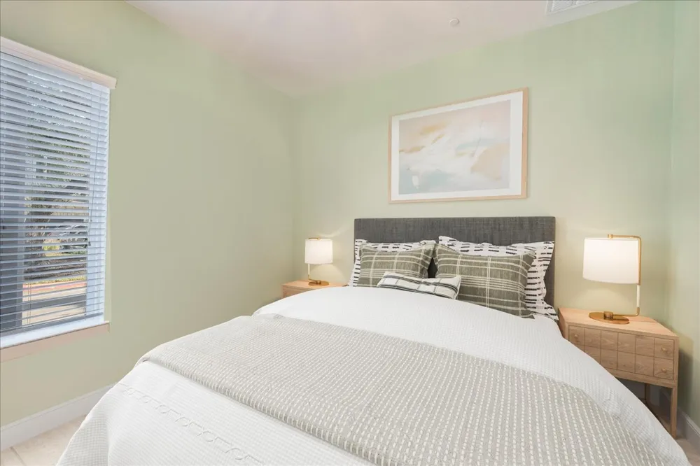 8922 Menchaca Road #906 Austin, TX 78748