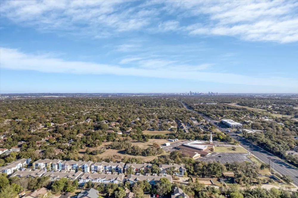 8922 Menchaca Road #906 Austin, TX 78748