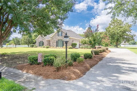 301 Flat Bush Drive