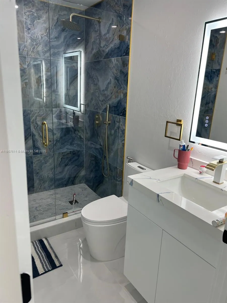 2214 NW 1 Ter Cape Coral, FL 33993