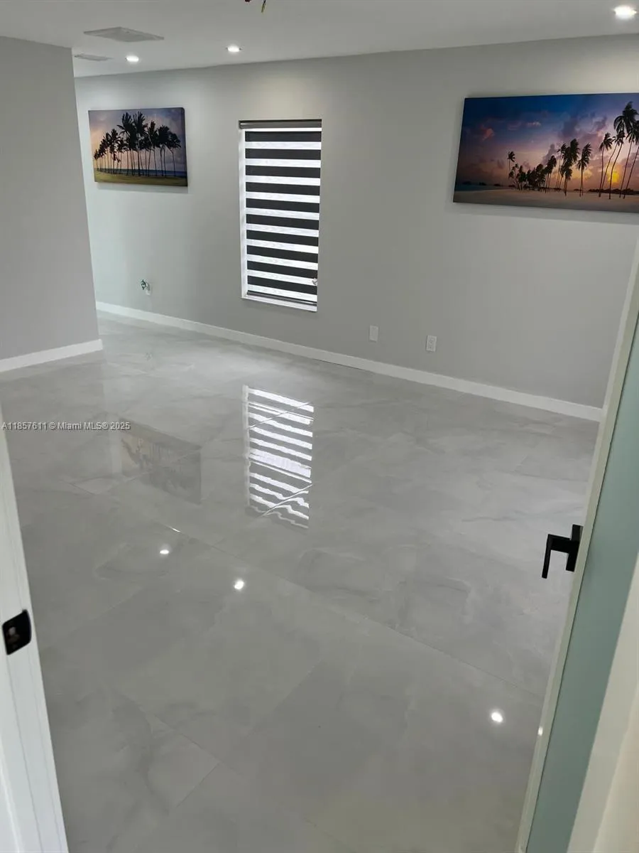 2214 NW 1 Ter Cape Coral, FL 33993