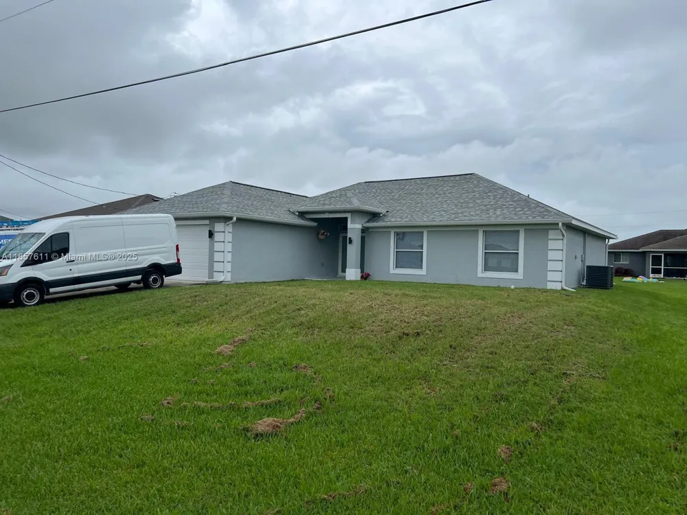 2214 NW 1 Ter Cape Coral, FL 33993