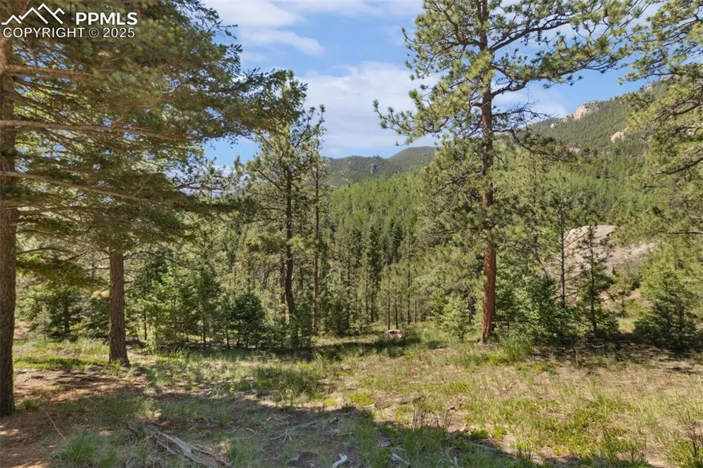 6050 Coffee Pot Road Manitou Springs, CO 80829
