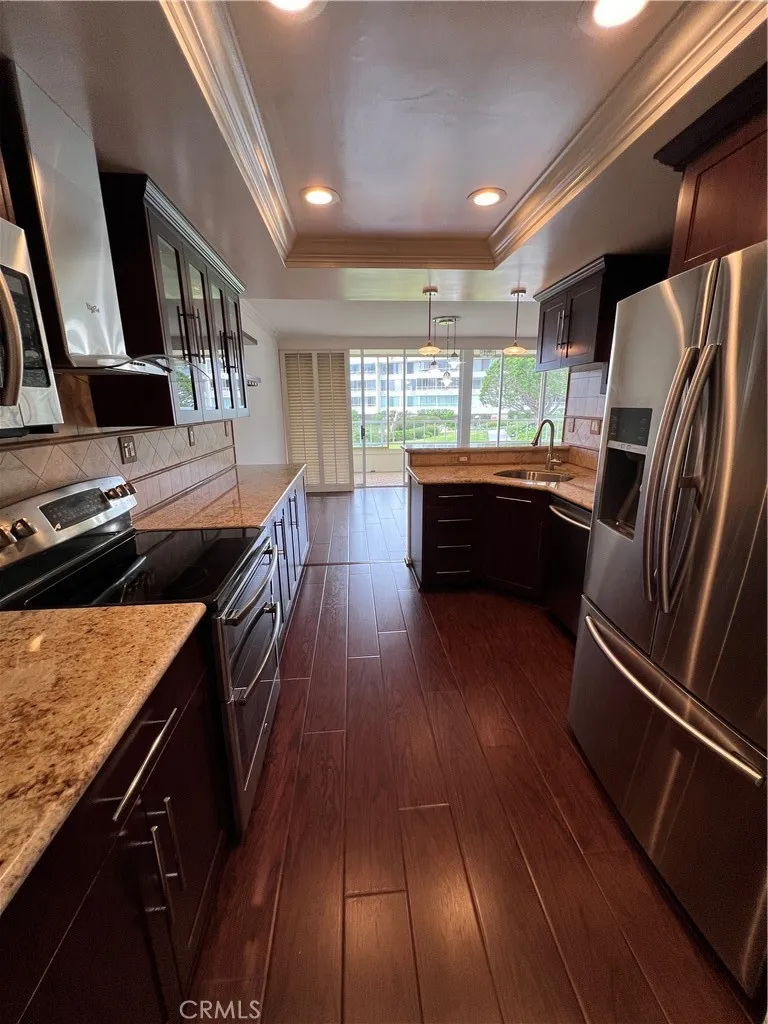 32759 Seagate Drive #108 Rancho Palos Verdes, CA 90275