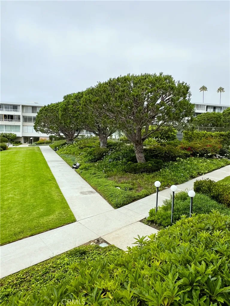 32759 Seagate Drive #108 Rancho Palos Verdes, CA 90275